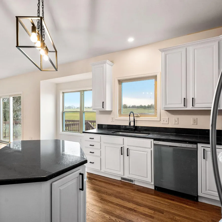 Kitchen, finished